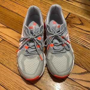 ASICS women’s running shoes